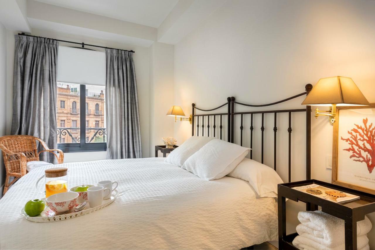 Apartamento La Catedral Seville Luaran gambar