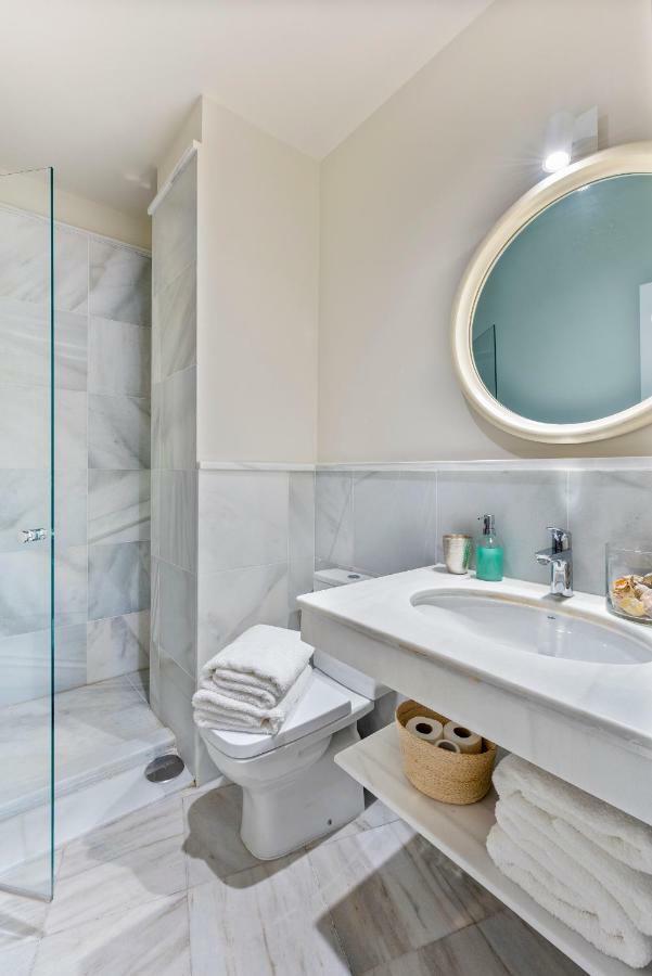 Apartamento La Catedral Seville Luaran gambar