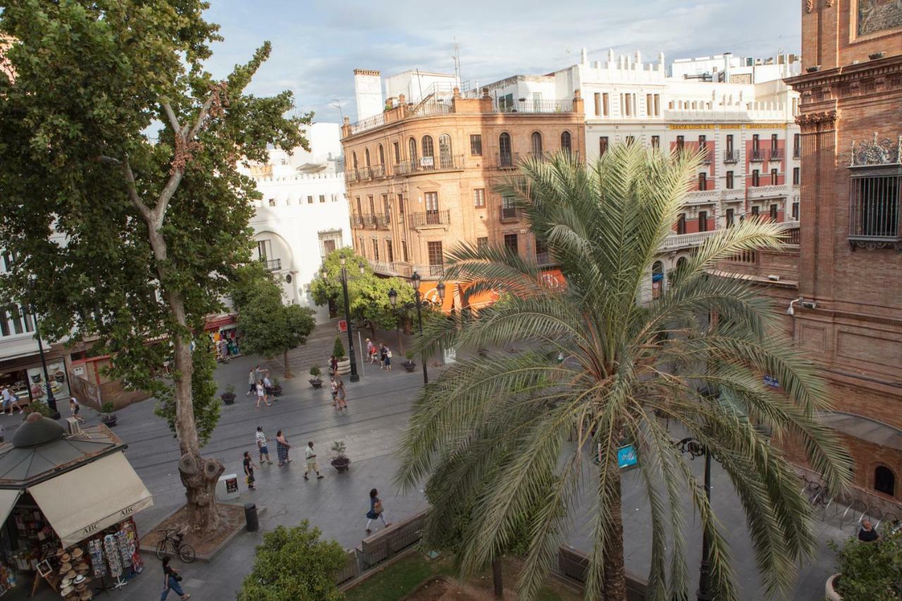 Apartamento La Catedral Seville Luaran gambar